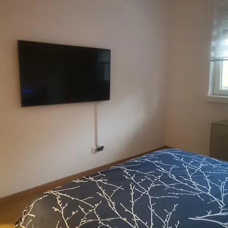 Apartment Mdm *